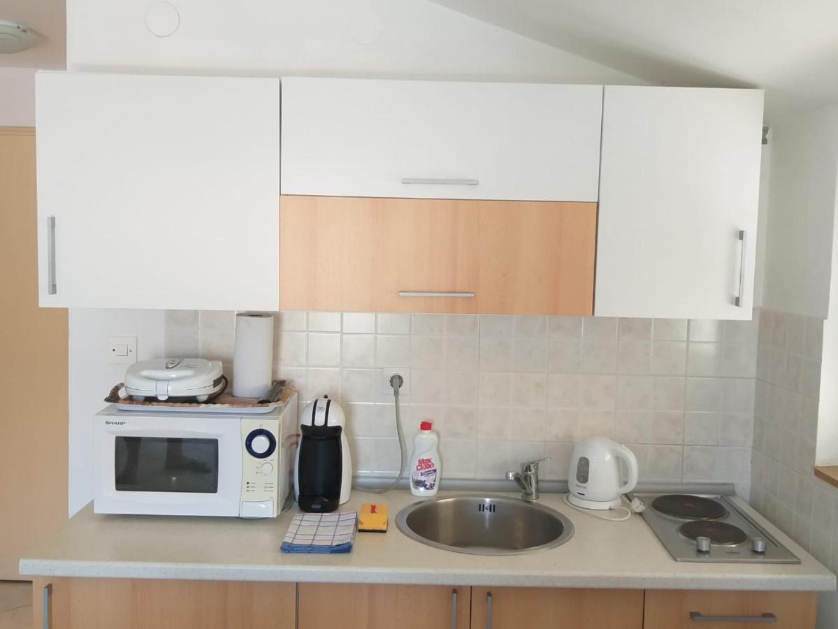Apartmani Ana Tribunj  Luaran gambar